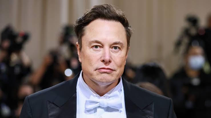 Elon Musk: दुनिया के पहले 500 बिलियन डॉलर वाले बिजनेसमैन